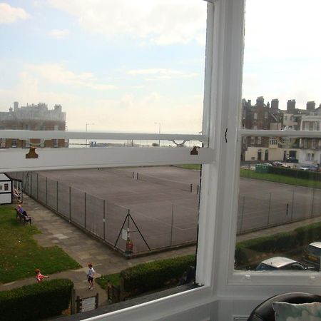Spencer Court Hotel Ramsgate Exterior photo
