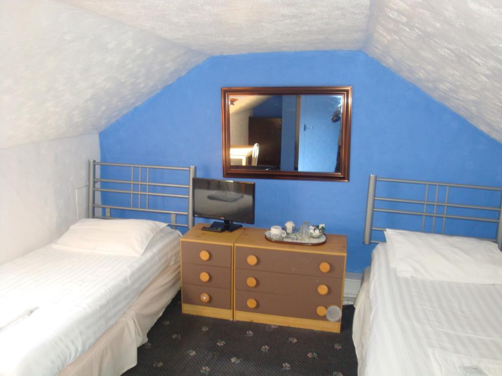 Spencer Court Hotel Ramsgate Room photo