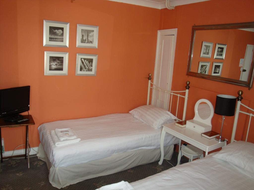 Spencer Court Hotel Ramsgate Room photo