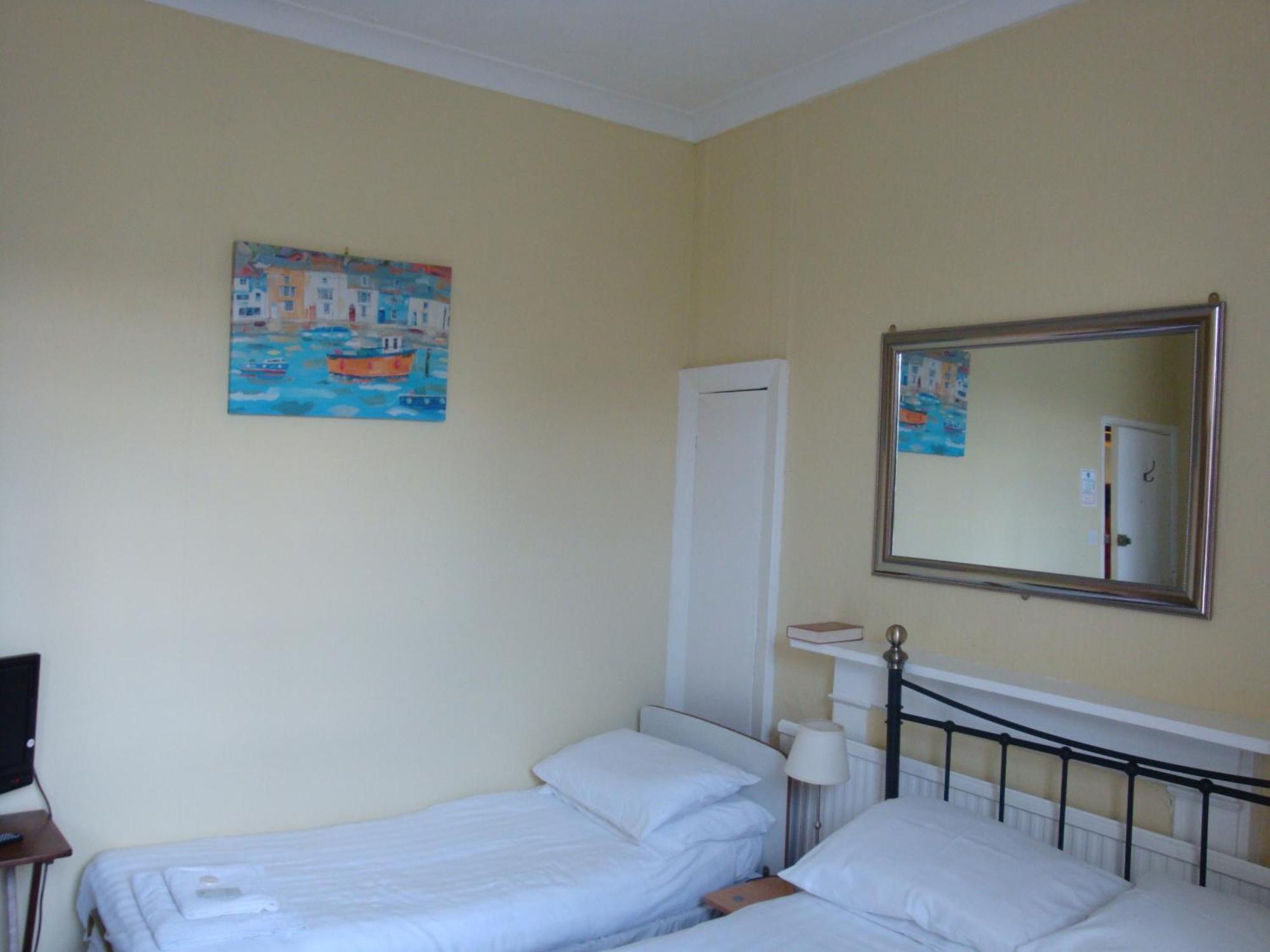 Spencer Court Hotel Ramsgate Room photo