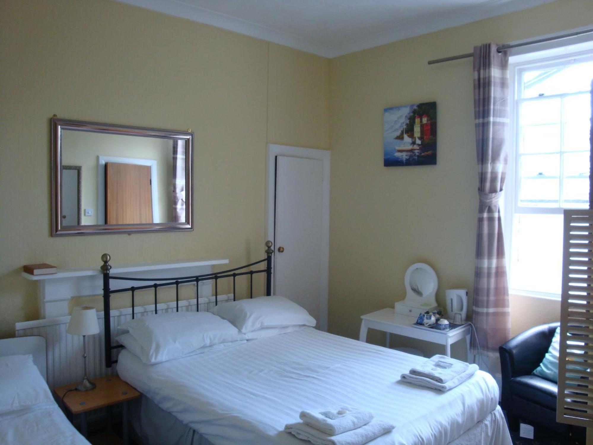 Spencer Court Hotel Ramsgate Room photo